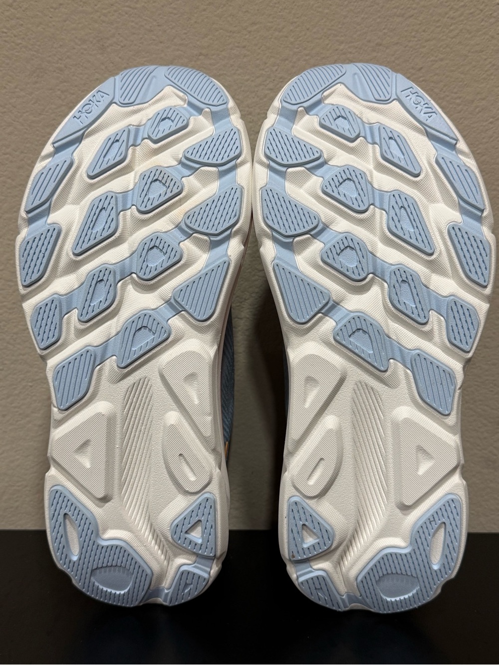 Size 8.5 - Hoka Women’s Clifton 9 “Airy Blue” - Picture 4 of 8